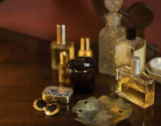 Qual a diferença de parfum e eau de parfum?